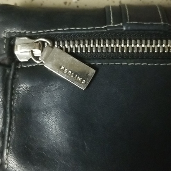 Black leather Perlina Wallet 5 x 3 - Picture 3 of 4